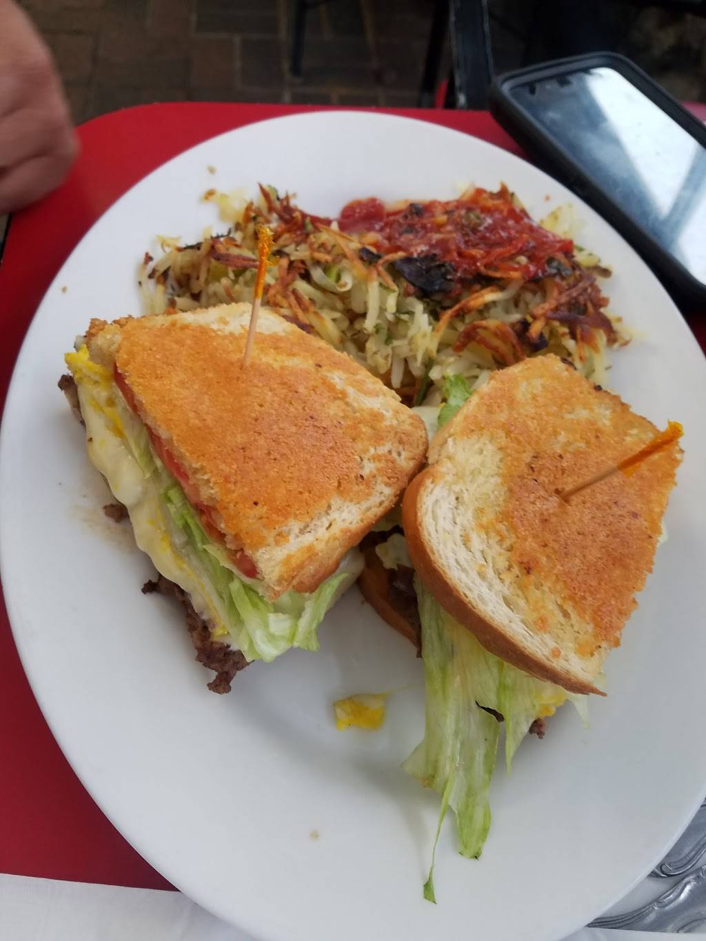 Hofs Hut Restaurant & Bakery | bakery | 2147 N Bellflower Blvd, Long Beach, CA 90815, USA | 5625975811 OR +1 562-597-5811