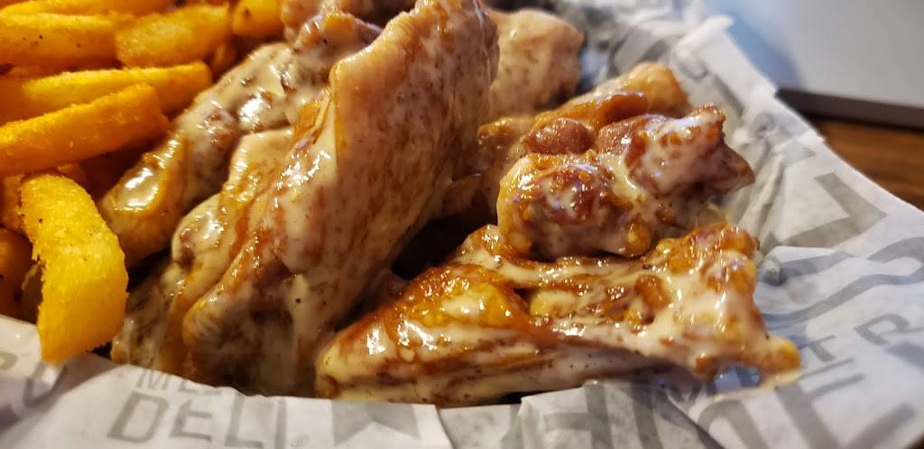 Tricky Dick’s Oyster Bar | restaurant | 6052 GA-85, Ellerslie, GA 31807, USA | 7065826100 OR +1 706-582-6100