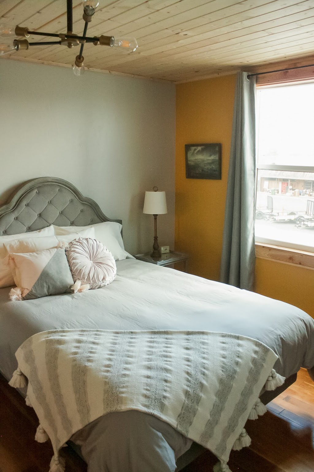 Historic Central Hotel | restaurant | 171 N Broadway Ave # A, Burns, OR 97720, USA | 5414130046 OR +1 541-413-0046