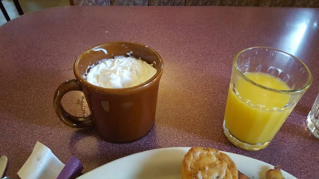 Brownstone Cafe | restaurant | 1 N Union St, Middletown, PA 17057, USA | 7179443301 OR +1 717-944-3301