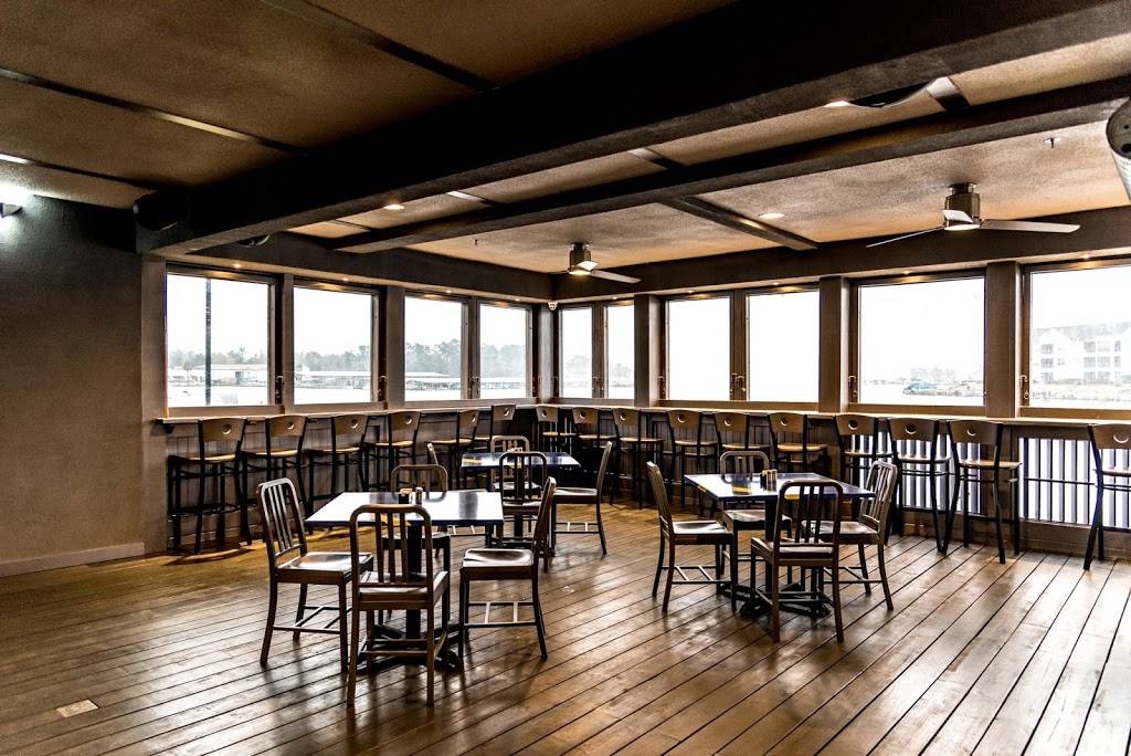 The Edge Restaurant and Bar | restaurant | 15659 Marina Dr, Montgomery, TX 77356, USA | 9367035041 OR +1 936-703-5041