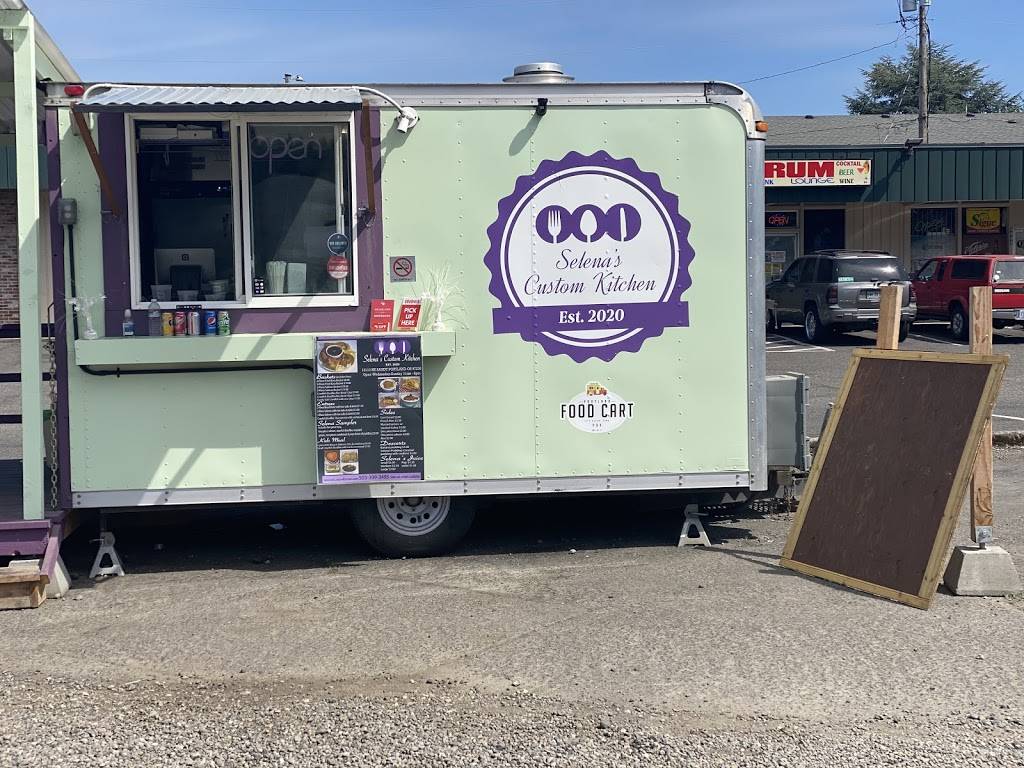 Selena’s Custom Kitchen | restaurant | 13110 NE Sandy Blvd, Portland, OR 97230, USA | 5033093495 OR +1 503-309-3495