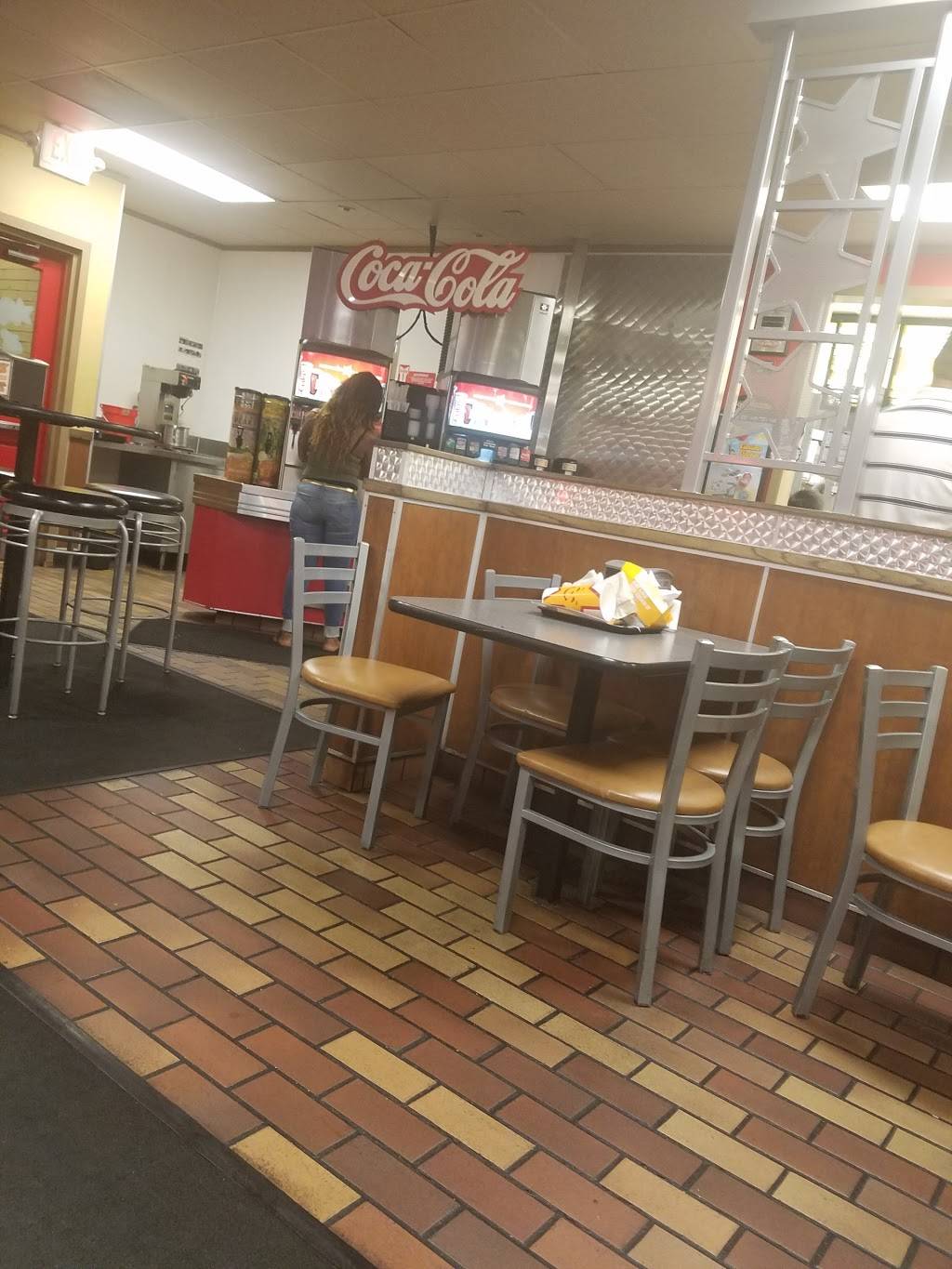 Carls Jr | restaurant | 790 N Lake Ave, Pasadena, CA 91104, USA | 6267919837 OR +1 626-791-9837