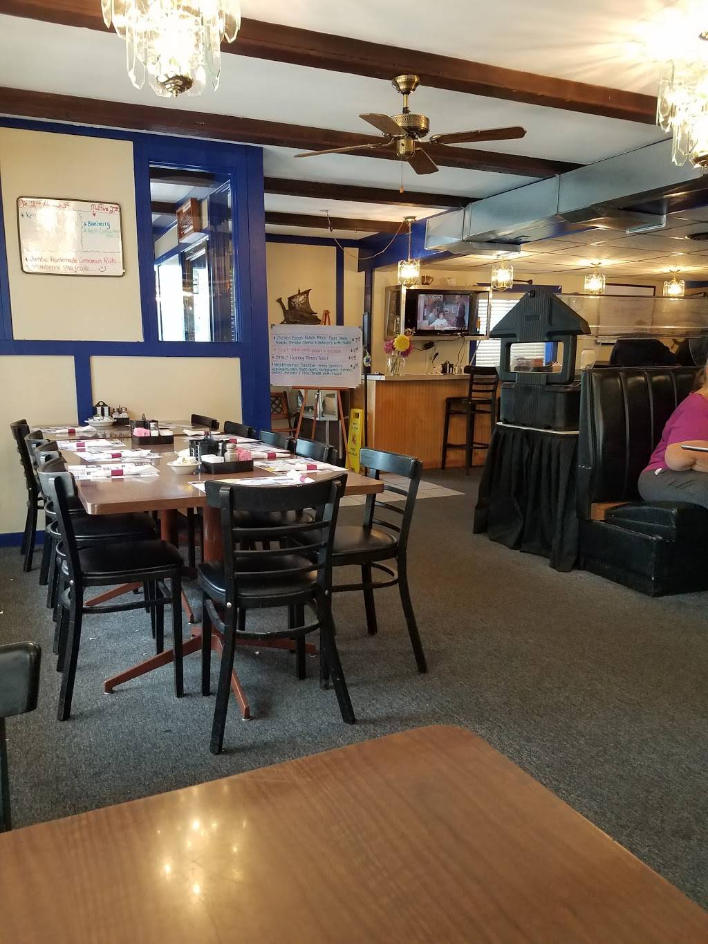 Lakeside Cafe | restaurant | 1384 W Laketon Ave, Muskegon, MI 49441, USA | 2317558600 OR +1 231-755-8600