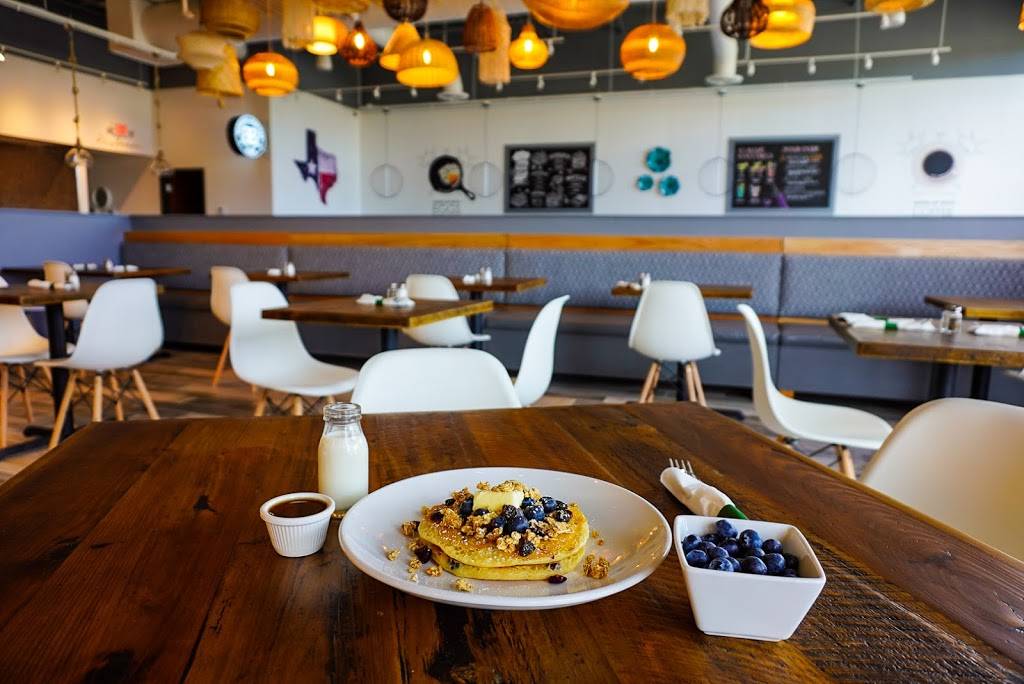 Berries & Batter | restaurant | 2100 Village Pkwy Suite 100, Highland Village, TX 75077, USA | 9723170300 OR +1 972-317-0300