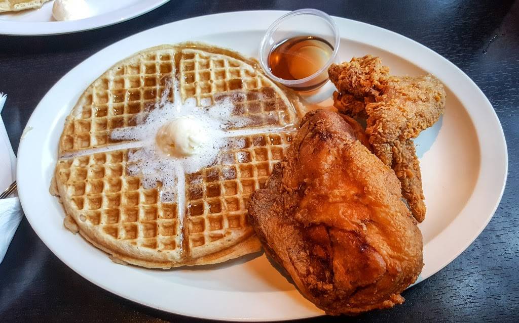 Chicagos Home of Chicken & Waffles | restaurant | 3947 S King Dr, Chicago, IL 60653, USA | 7735363300 OR +1 773-536-3300