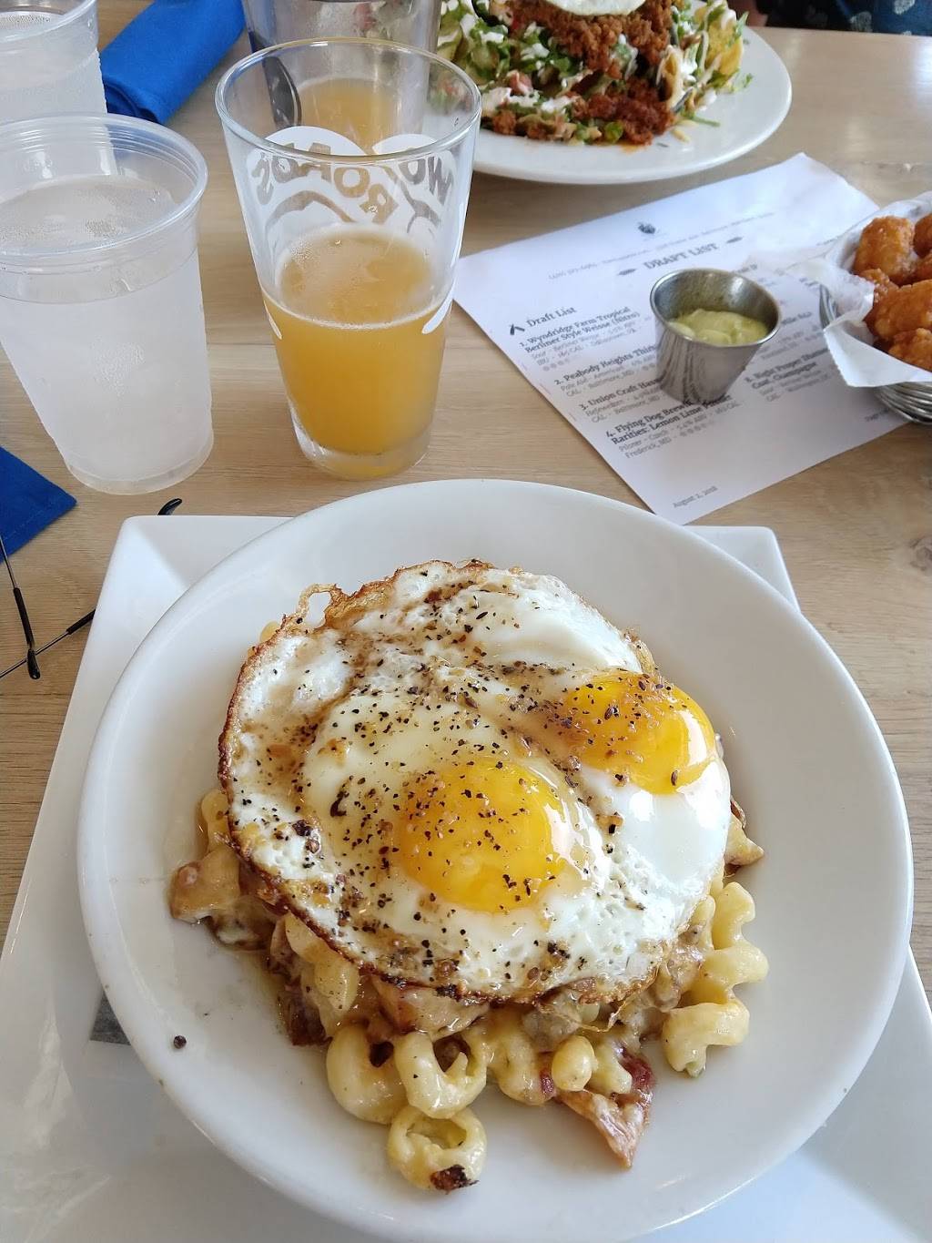 The Chasseur | restaurant | 3328 Foster Ave, Baltimore, MD 21224, USA | 4103276984 OR +1 410-327-6984