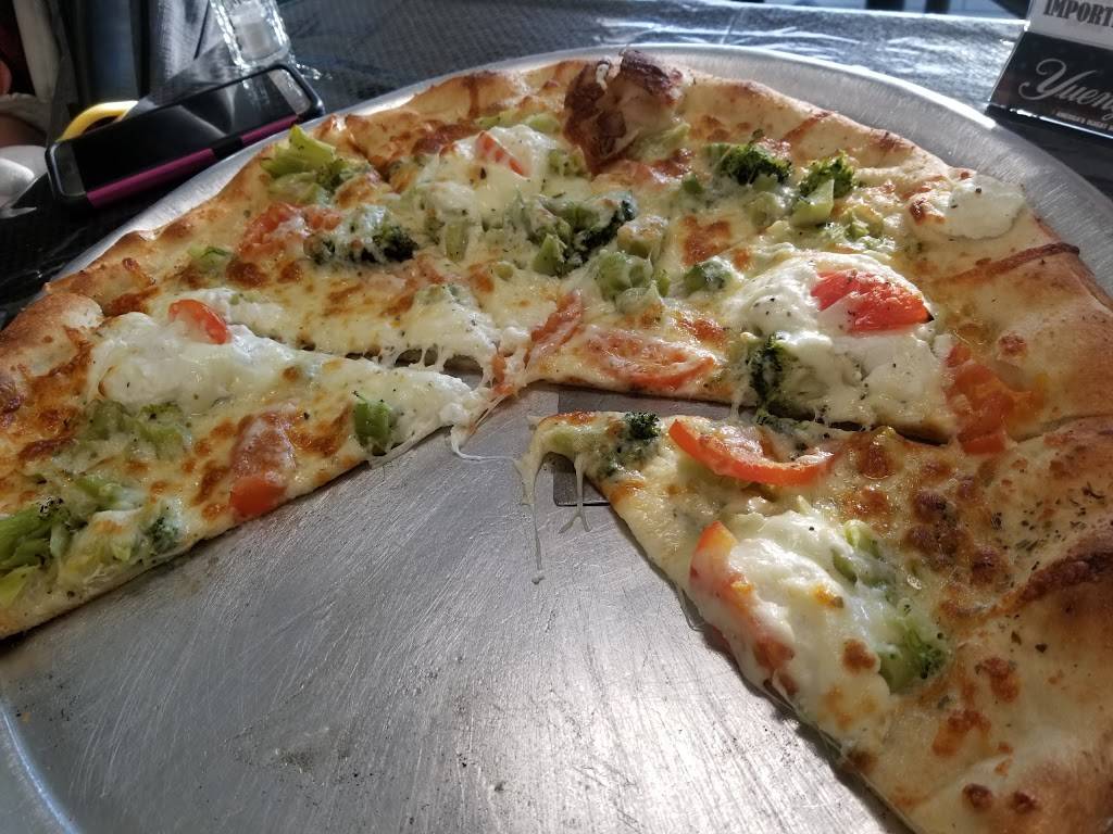 Picnic Pizza Italian Eatery | restaurant | 1250 Maple Ave, Zanesville, OH 43701, USA | 7404507201 OR +1 740-450-7201