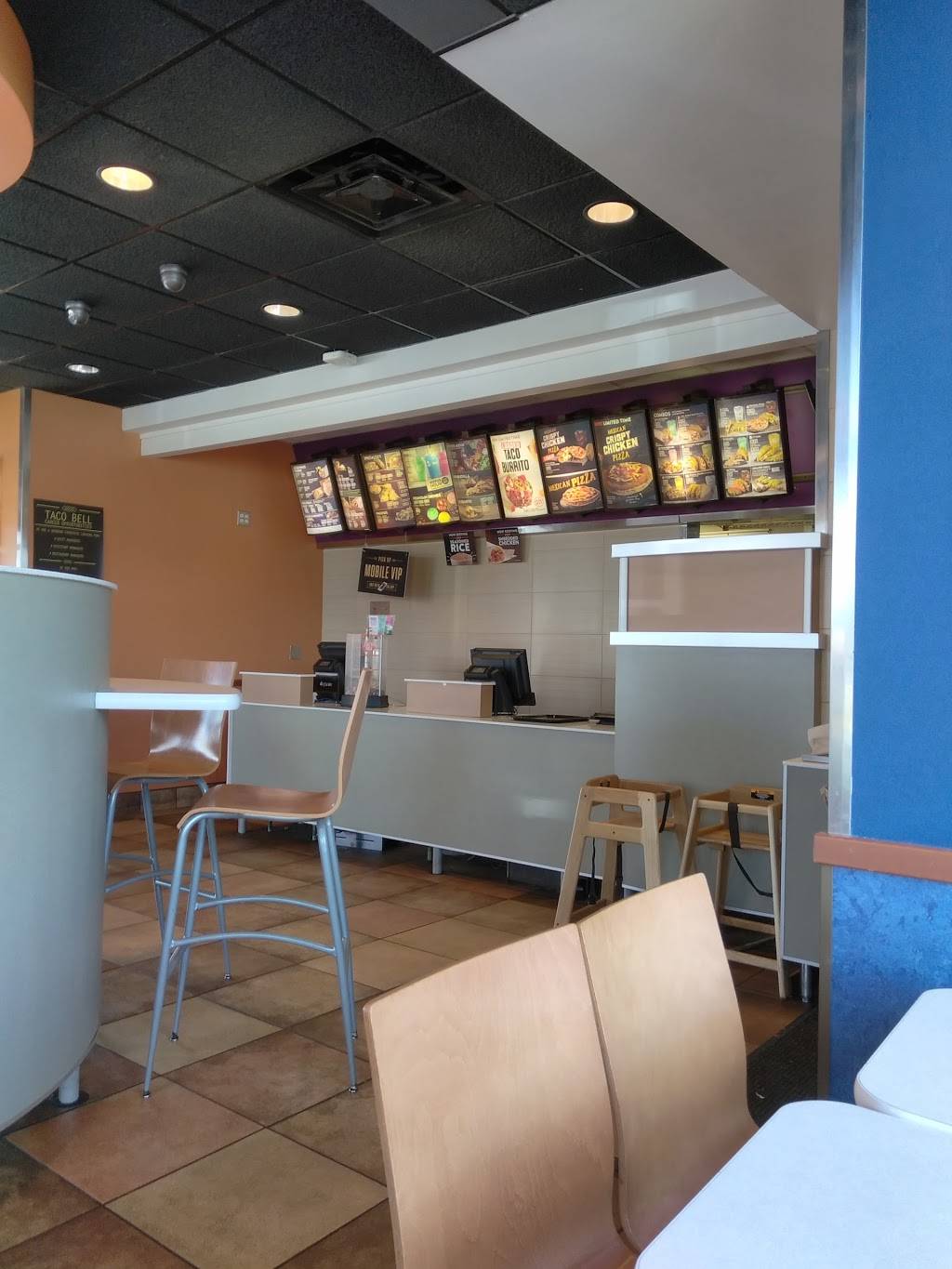 Taco Bell | meal takeaway | 3605 S High St, Columbus, OH 43207, USA | 6144978211 OR +1 614-497-8211