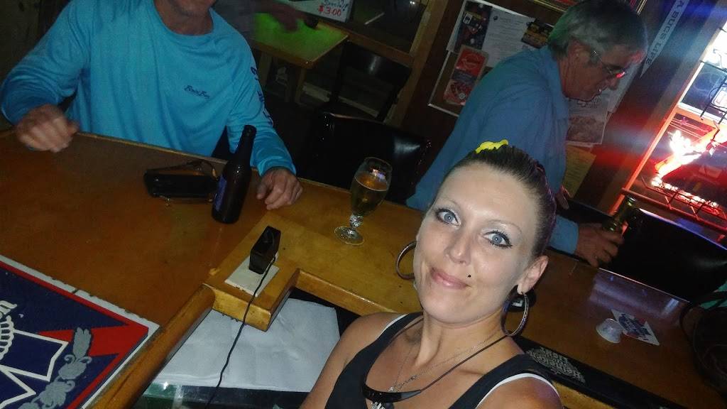 Dons Irish Pub | restaurant | 3719, 3007 6th St S, St. Petersburg, FL 33705, USA | 7272019747 OR +1 727-201-9747