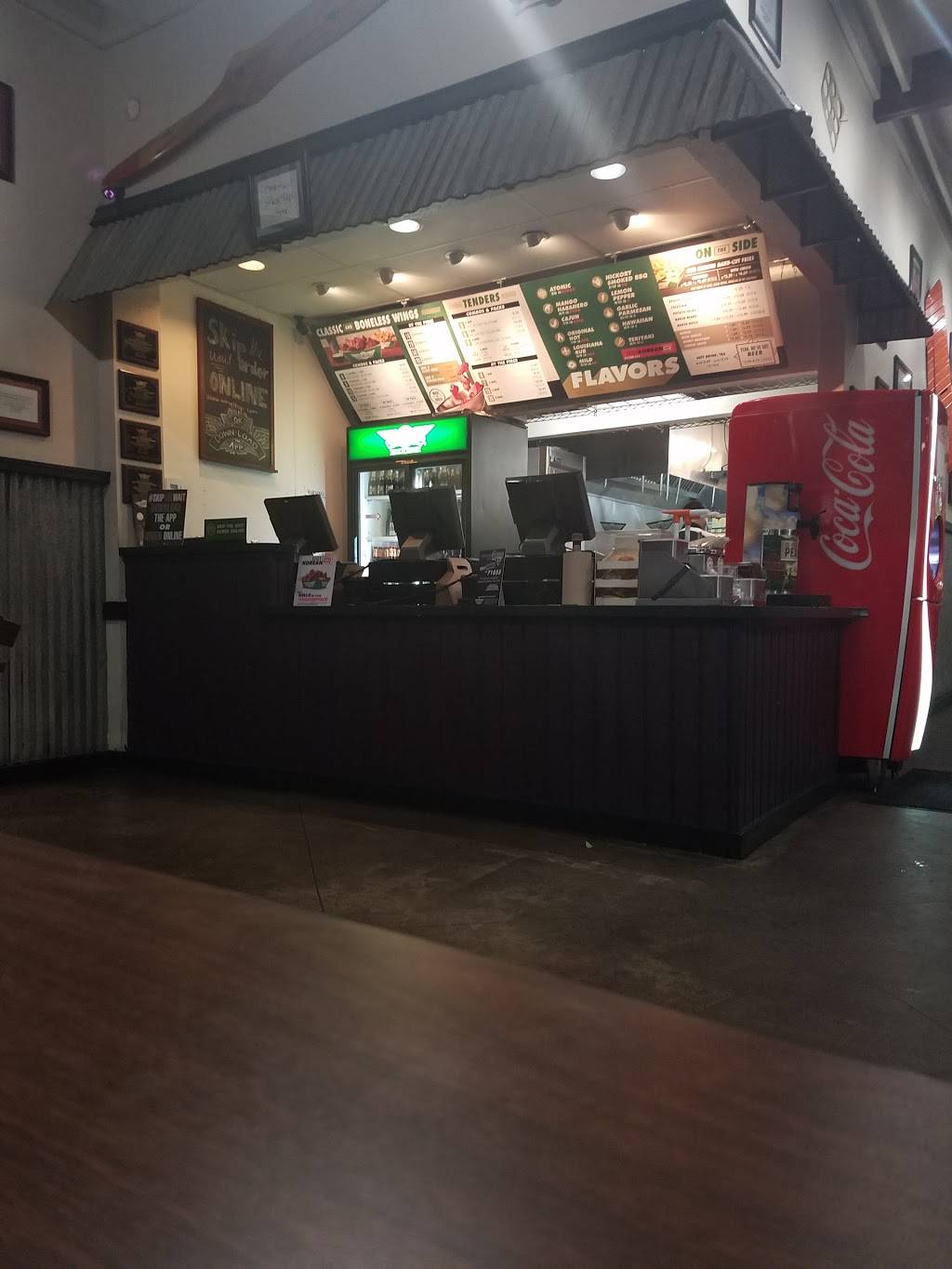 Wingstop | restaurant | 10910 Long Beach Blvd, Lynwood, CA 90262, USA | 3107629333 OR +1 310-762-9333