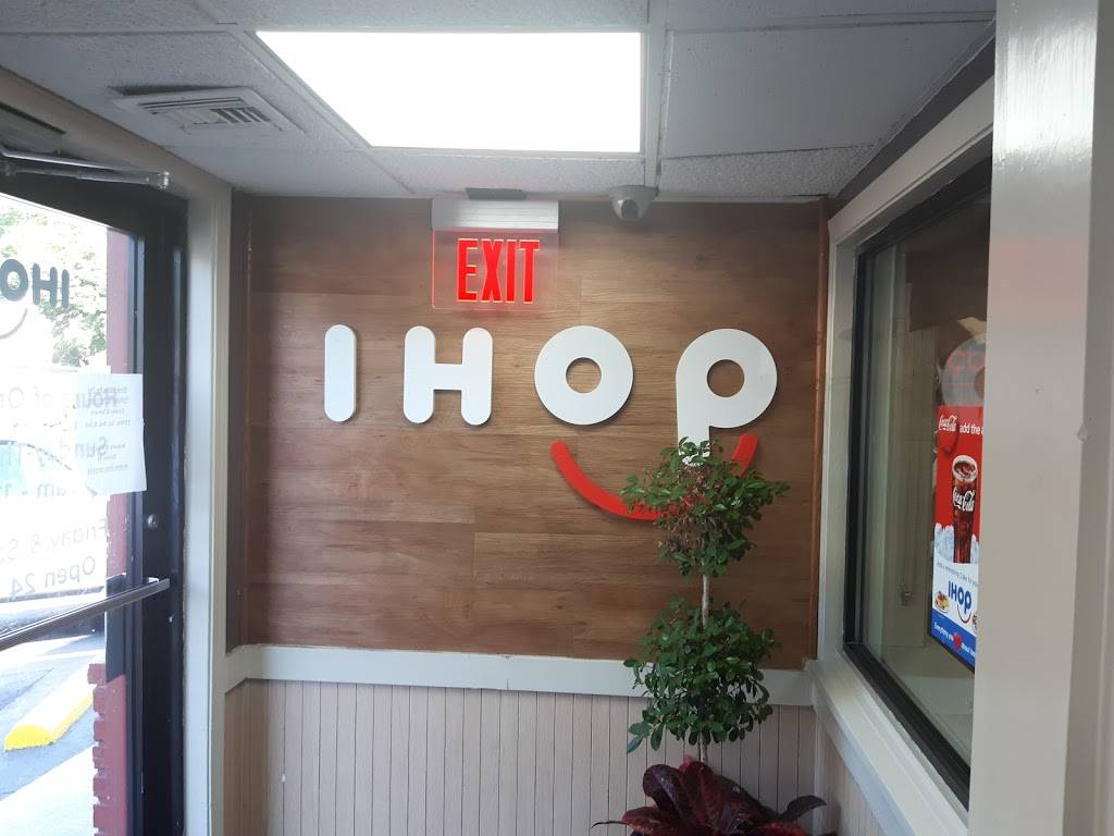 IHOP | restaurant | 1180 Baxter St, Athens, GA 30606, USA | 7063541356 OR +1 706-354-1356