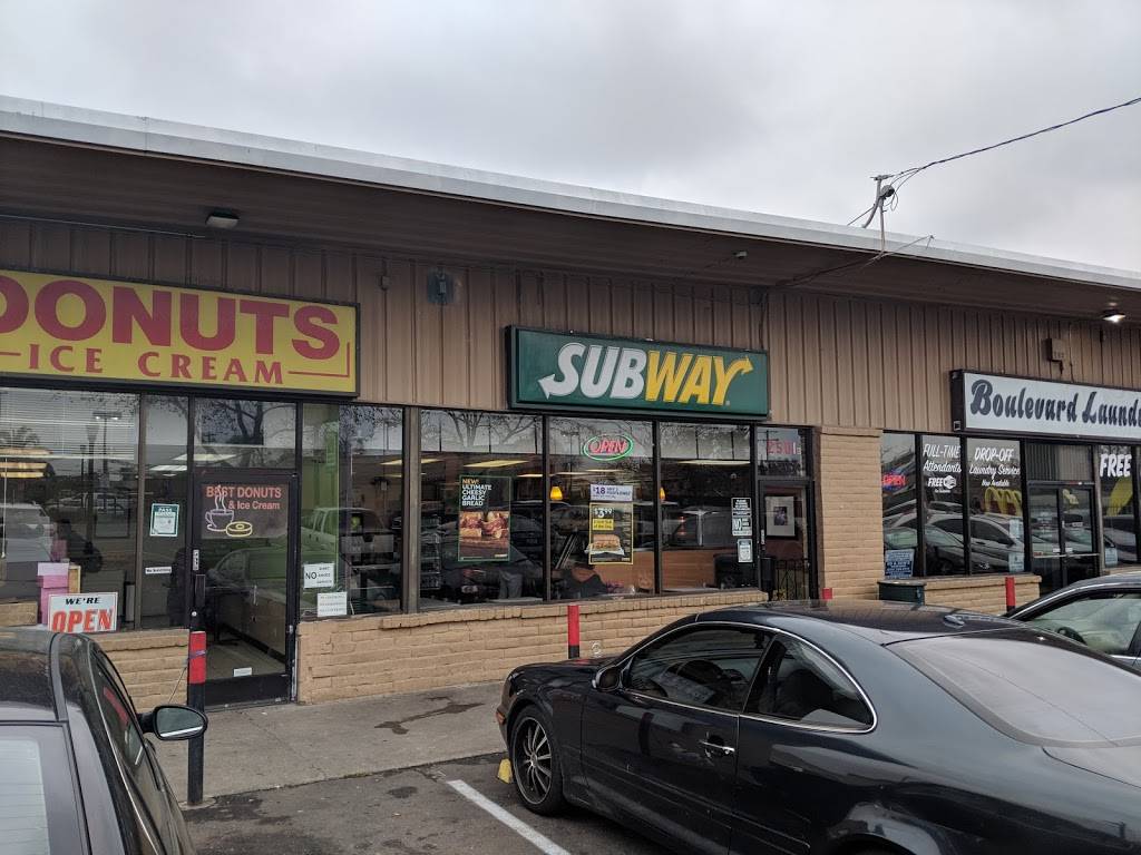 Subway | restaurant | 2501 Del Paso Blvd B, Sacramento, CA 95815, USA | 9163331800 OR +1 916-333-1800