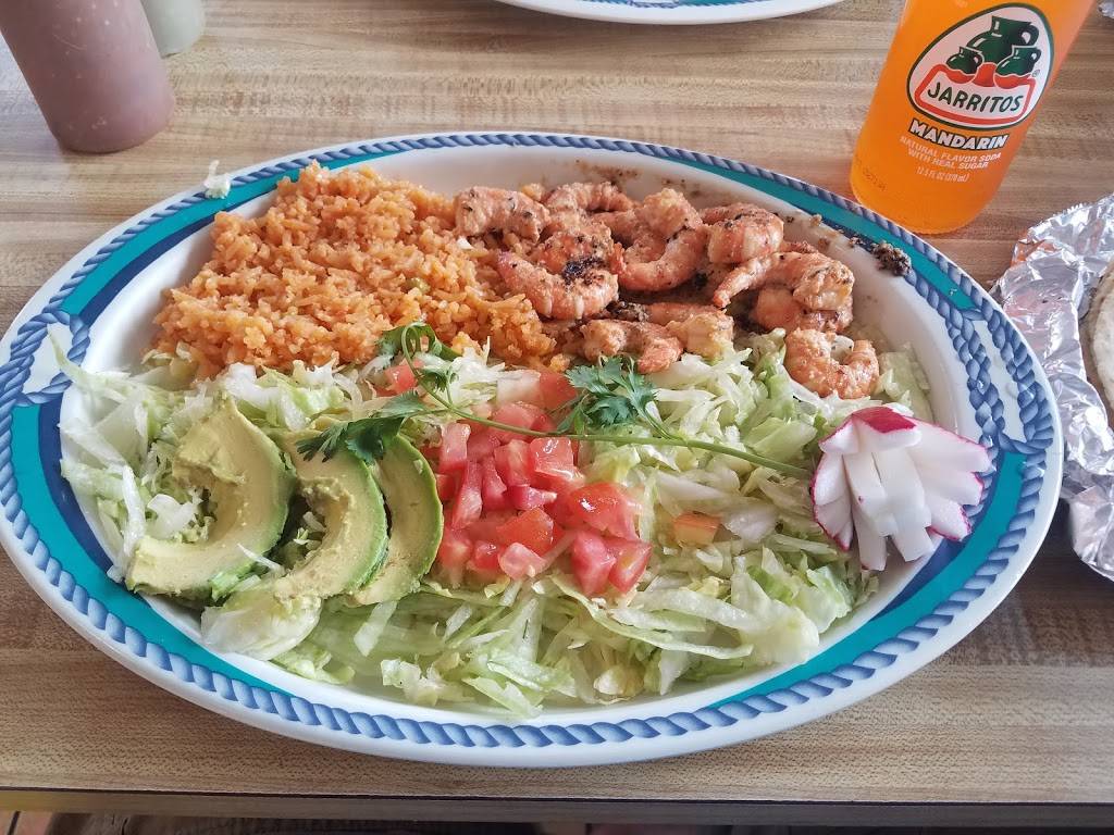 Taco N Madre | restaurant | 80 N Pine Ave, Ocala, FL 34475, USA | 3526715277 OR +1 352-671-5277