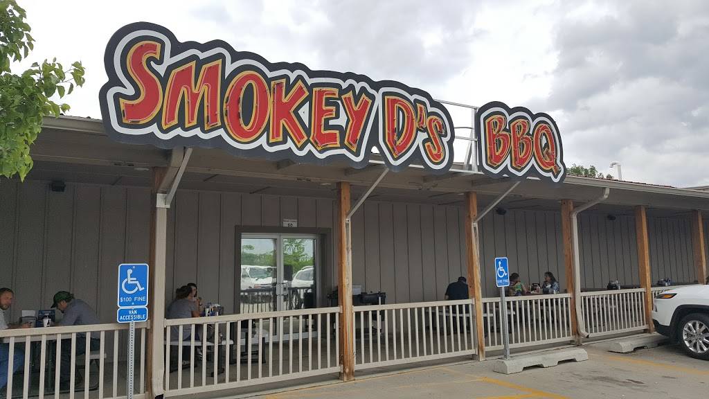 Smokey Ds BBQ | restaurant | 5055 NW 2nd St, Des Moines, IA 50313, USA | 5152432747 OR +1 515-243-2747