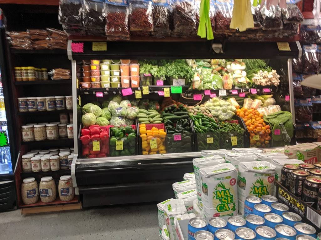 La Reyna Market y Carniceria | restaurant | 532 24th St, Paso Robles, CA 93446, USA | 8052389909 OR +1 805-238-9909