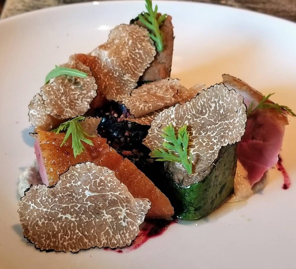 North Fork Table & Inn | restaurant | 57225 Main Rd, Southold, NY 11971, USA | 6317650177 OR +1 631-765-0177