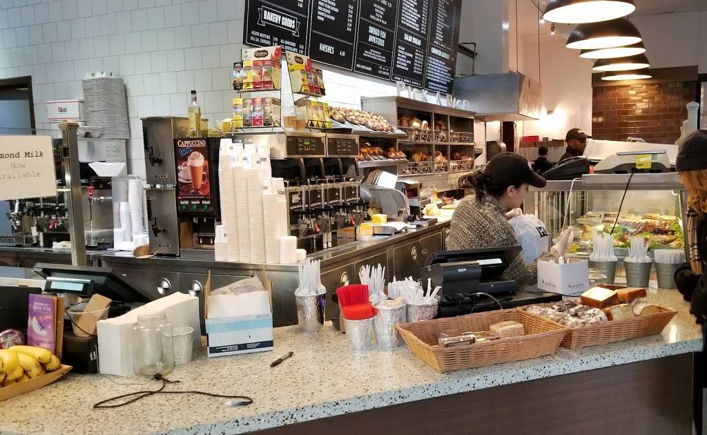 Pick A Bagel | bakery | 102 North End Ave, New York, NY 10282, USA | 2127869200 OR +1 212-786-9200