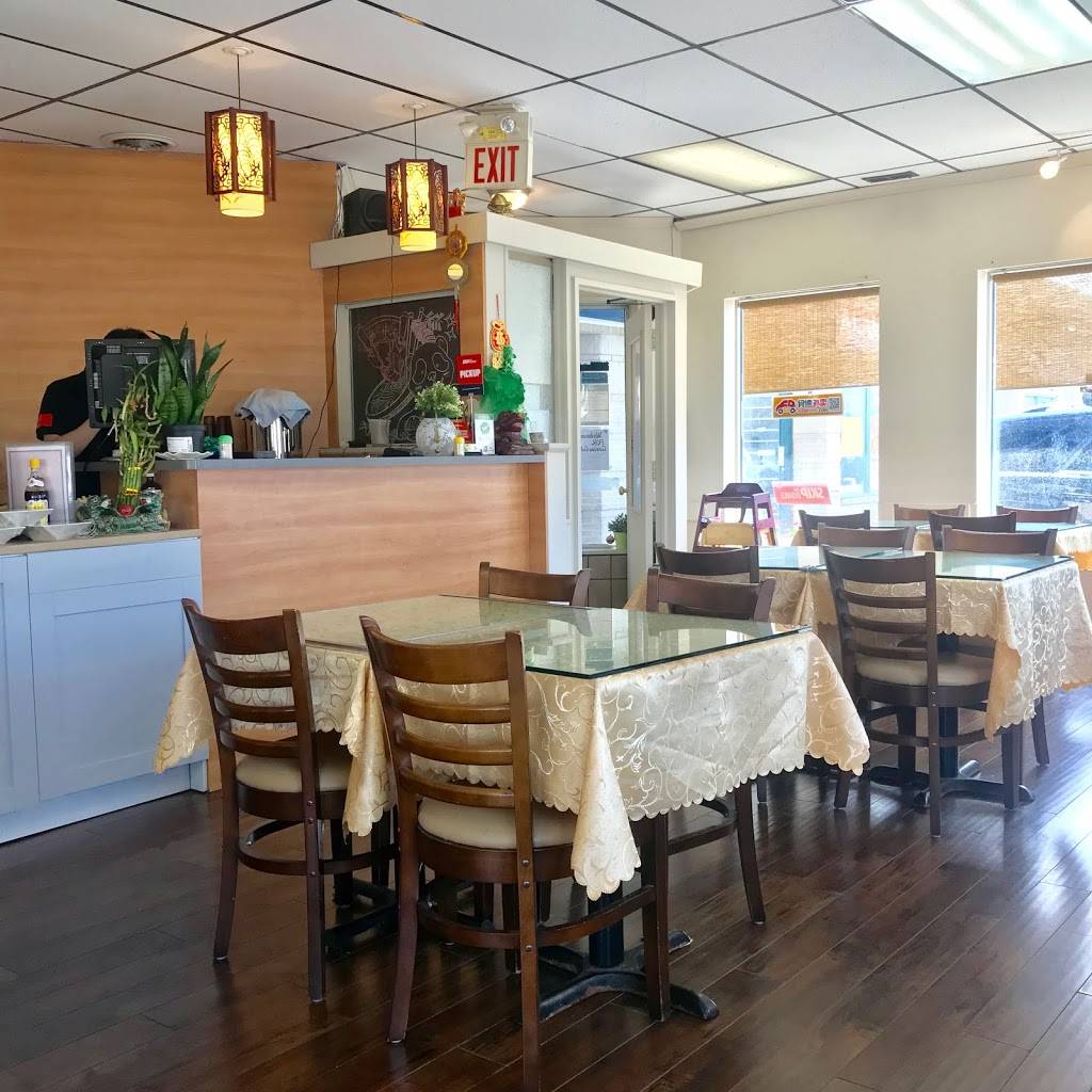 Szechuan Noodle Bowl | restaurant | 400 Dundas St E, Mississauga, ON L5A 1X5, Canada | 9052700068 OR +1 905-270-0068