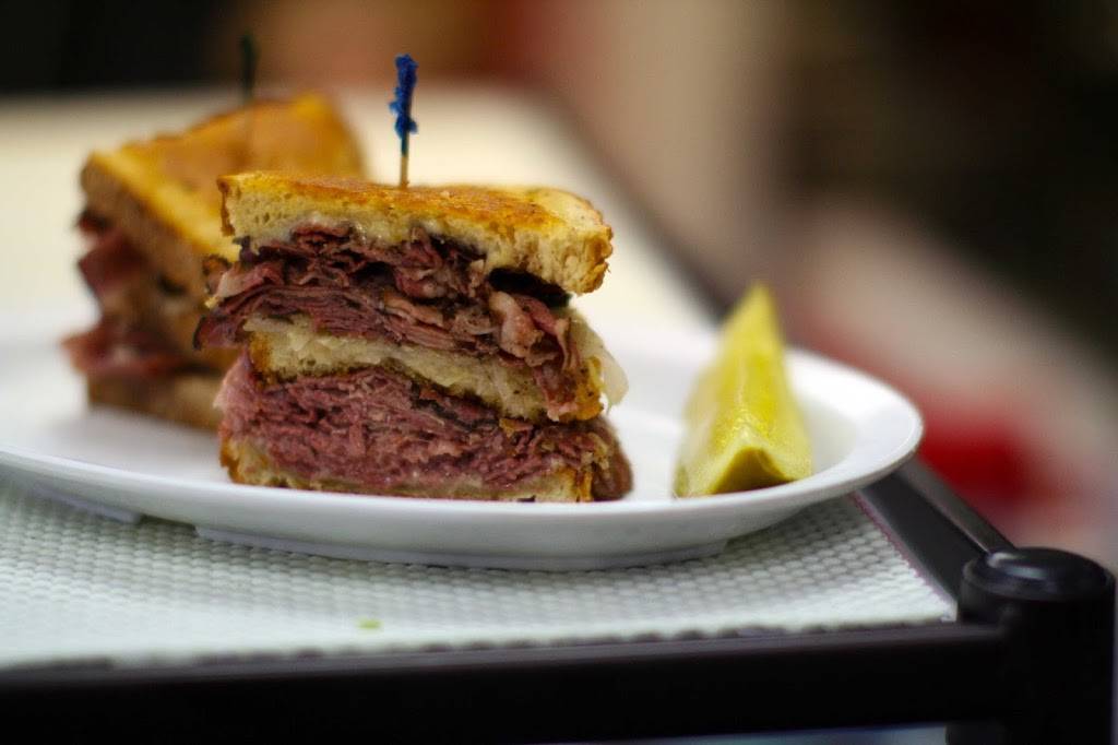 Southside Diner | restaurant | 10705 W Pleasant Valley Rd, Parma, OH 44130, USA | 4408426888 OR +1 440-842-6888