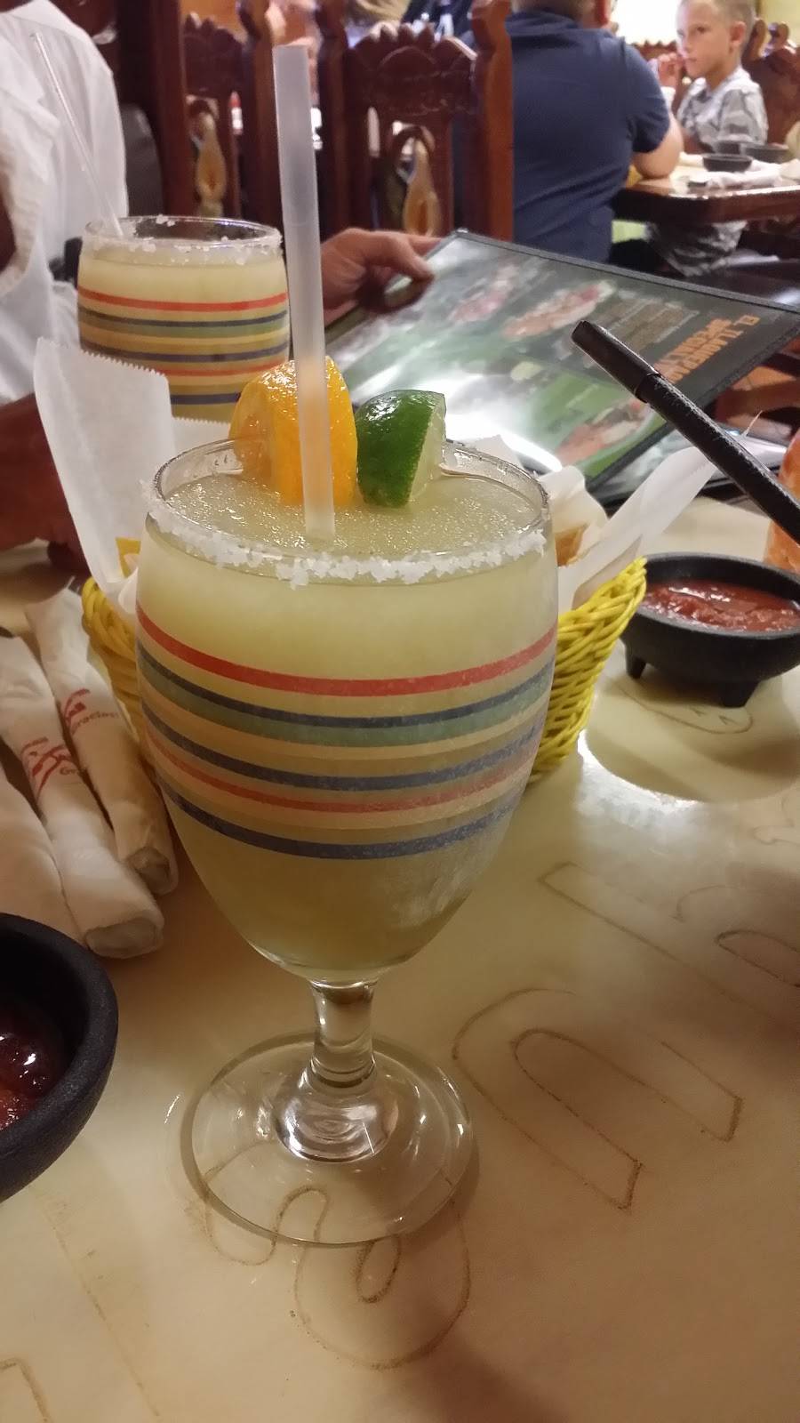 Tlaquepaque Mexican Grill & Restaurant | restaurant | 50601 Valley Plaza Dr, St Clairsville, OH 43950, USA | 7406952560 OR +1 740-695-2560