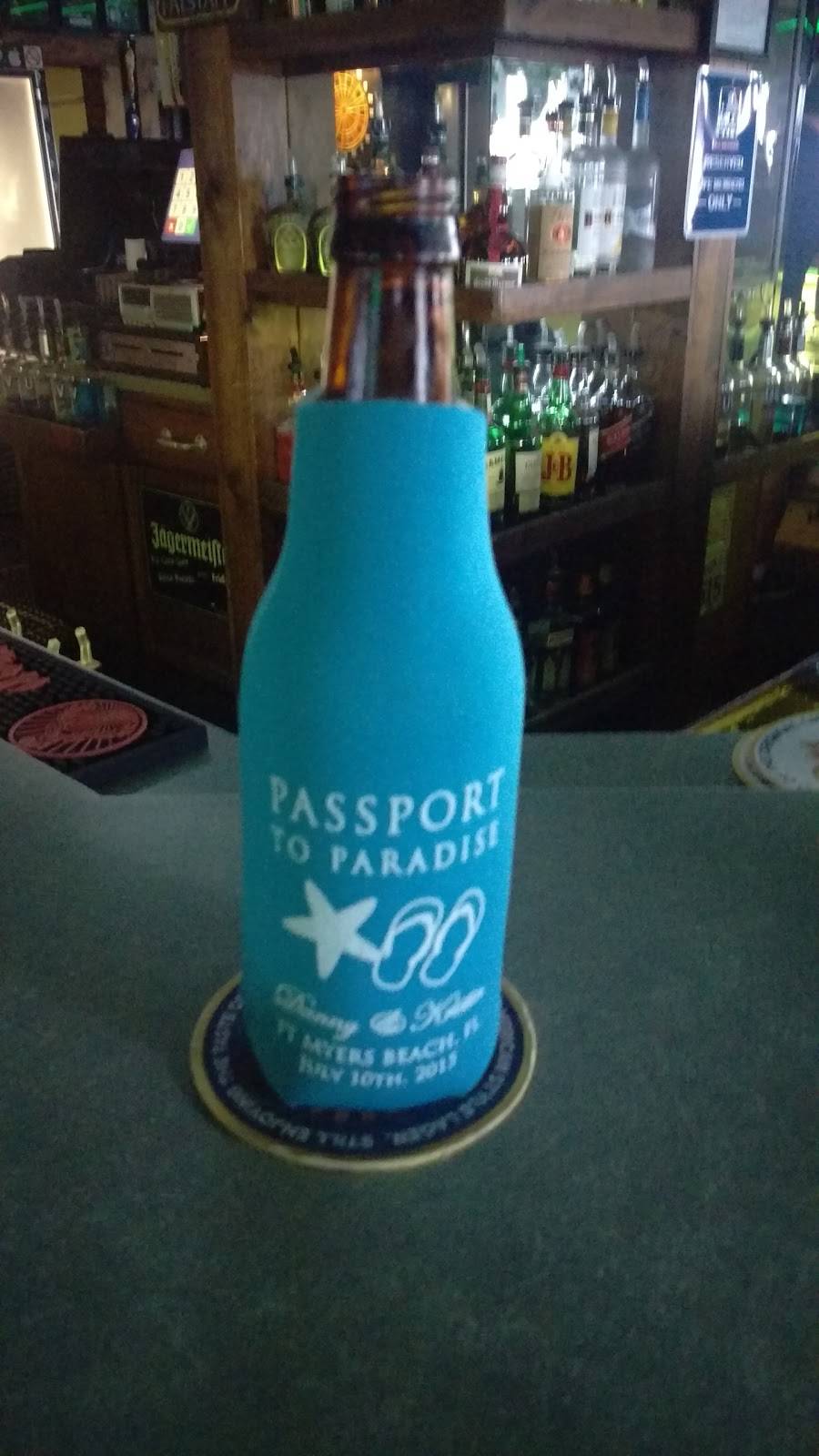 Pug Mahones Irish Pub & Grill | restaurant | 282 Grand Ave, Fox Lake, IL 60020, USA | 8475875078 OR +1 847-587-5078