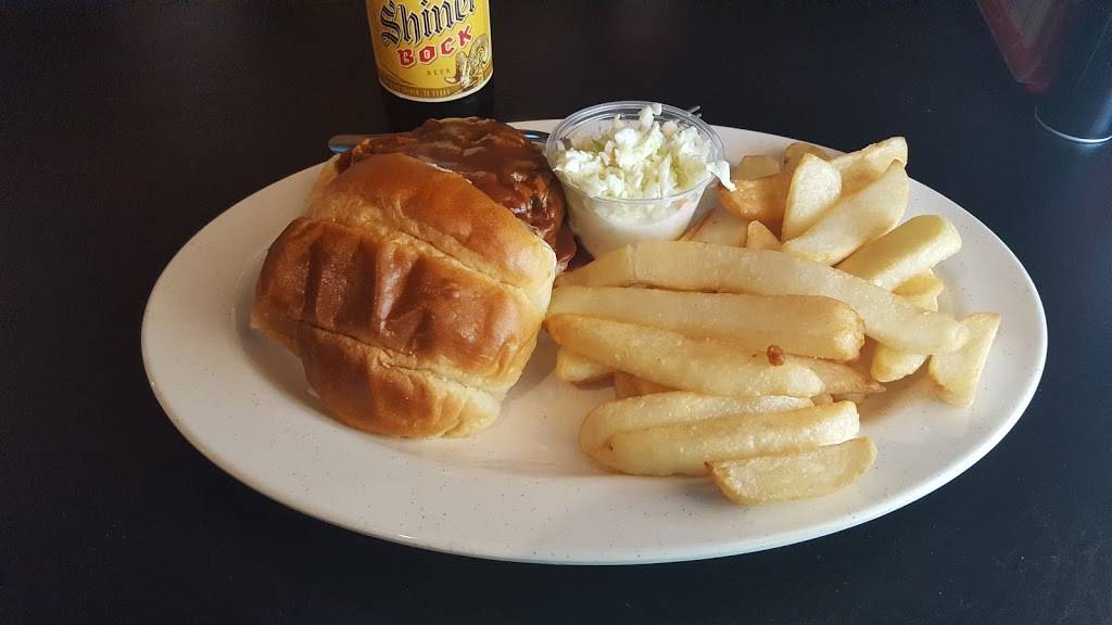 The Texan BBQ | restaurant | 101 N Main St, Algonquin, IL 60102, USA | 8476582130 OR +1 847-658-2130