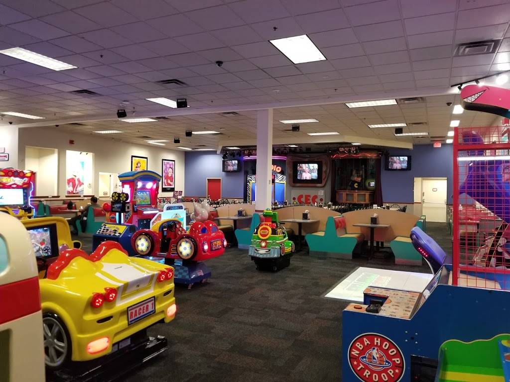 Chuck E. Cheeses | restaurant | 155 Sunrise Hwy, West Islip, NY 11795, USA | 6313761800 OR +1 631-376-1800