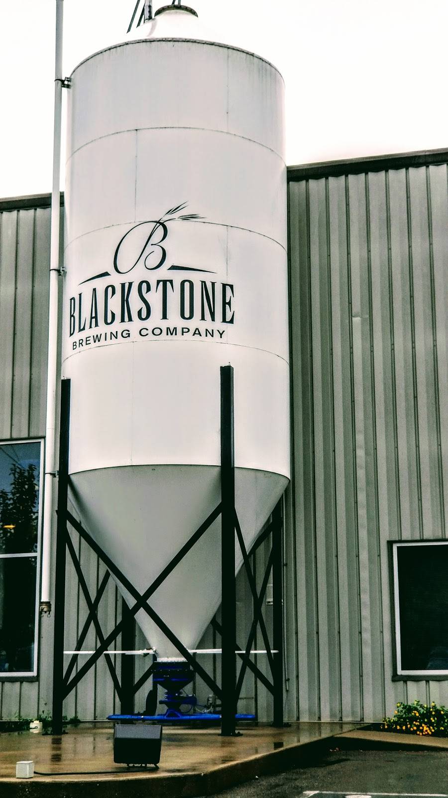 Blackstone Brewing Co | restaurant | 2312 Clifton Ave, Nashville, TN 37209, USA | 6153209002 OR +1 615-320-9002
