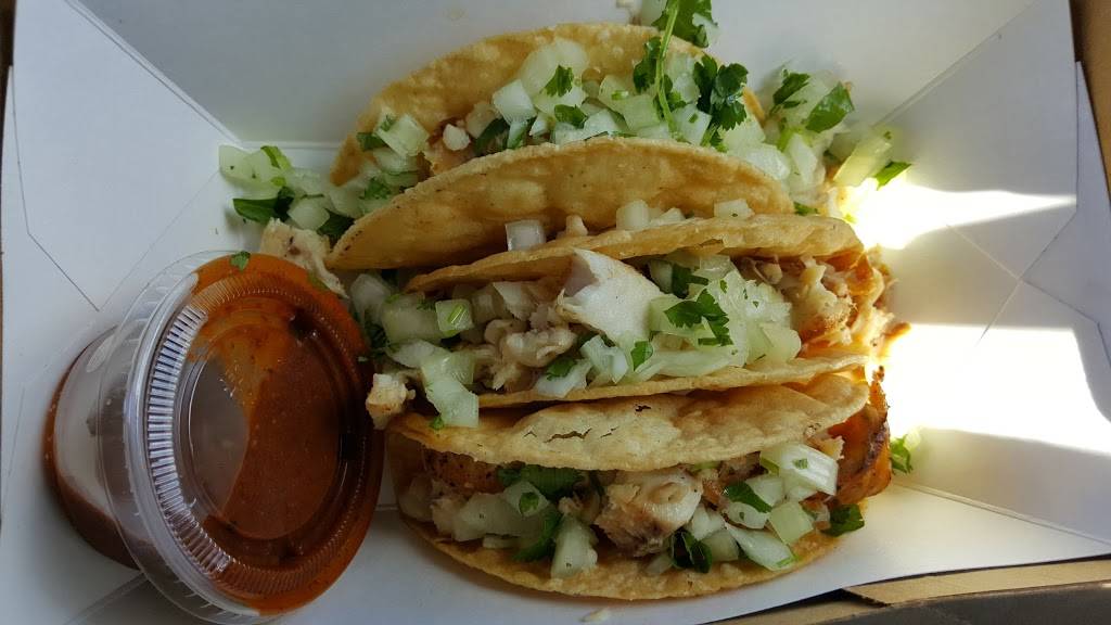 Hugos Tacos | restaurant | 1813, 3300 Glendale Blvd, Los Angeles, CA 90039, USA | 3236649400 OR +1 323-664-9400