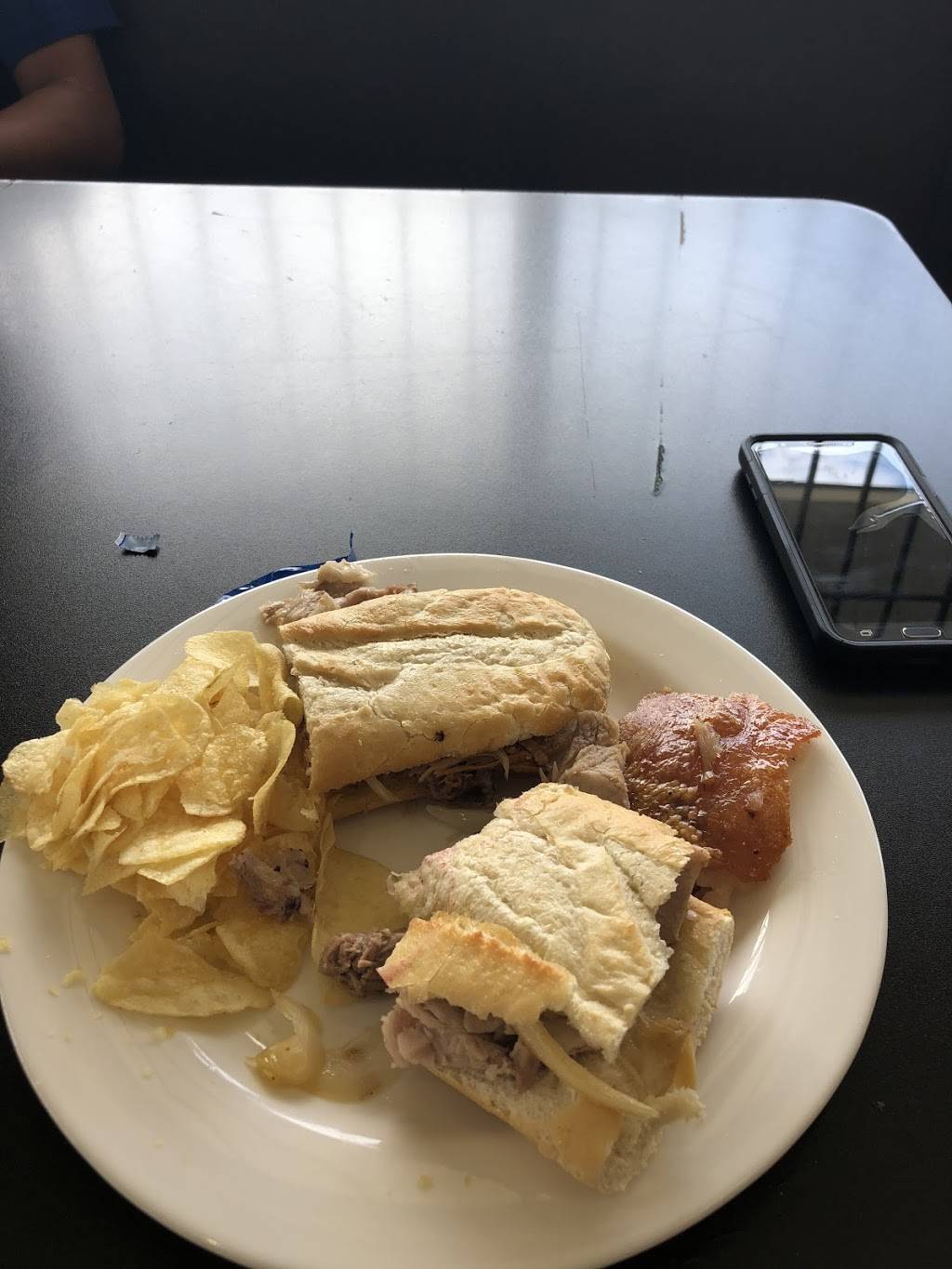 La Completa Latina | restaurant | 650 NE 79th St, Miami, FL 33138, USA | 7865366177 OR +1 786-536-6177