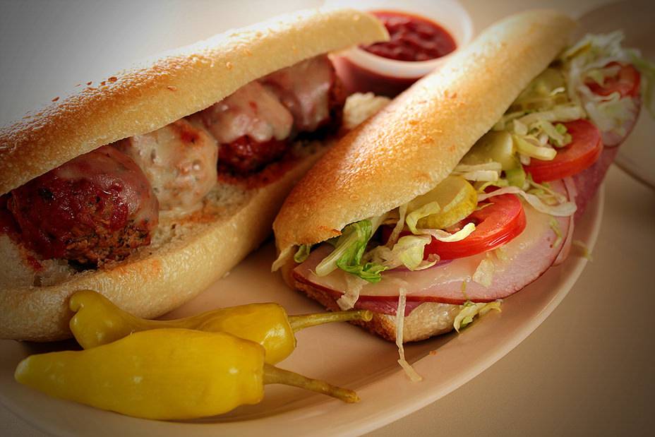 Pizza Perfect | restaurant | 1602 21st Ave S, Nashville, TN 37212, USA | 6153292757 OR +1 615-329-2757