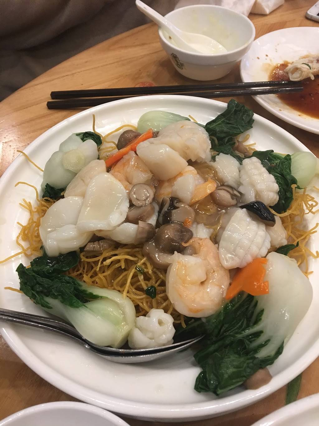 Koi Palace | restaurant | 365 Gellert Blvd, Daly City, CA 94015, USA | 6509929000 OR +1 650-992-9000