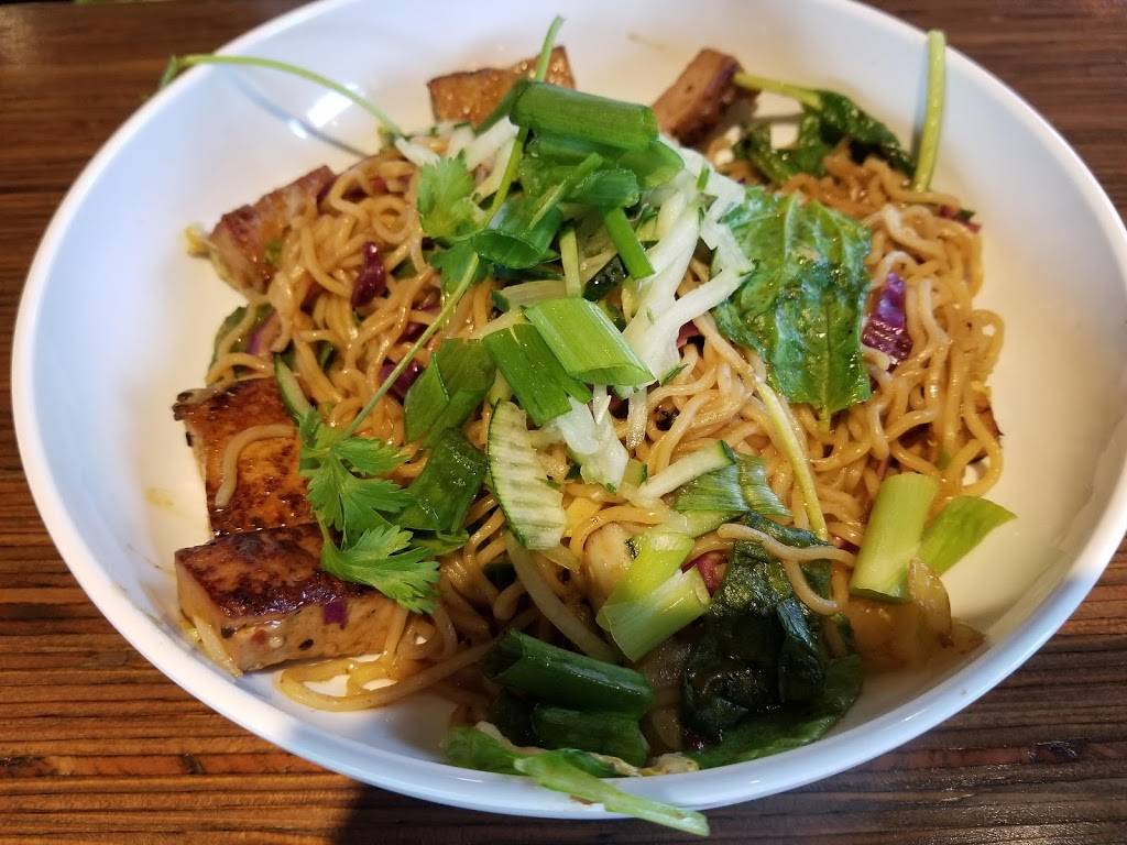 Noodles and Company | restaurant | 3268 N John Young Pkwy, Kissimmee, FL 34741, USA | 4079440220 OR +1 407-944-0220