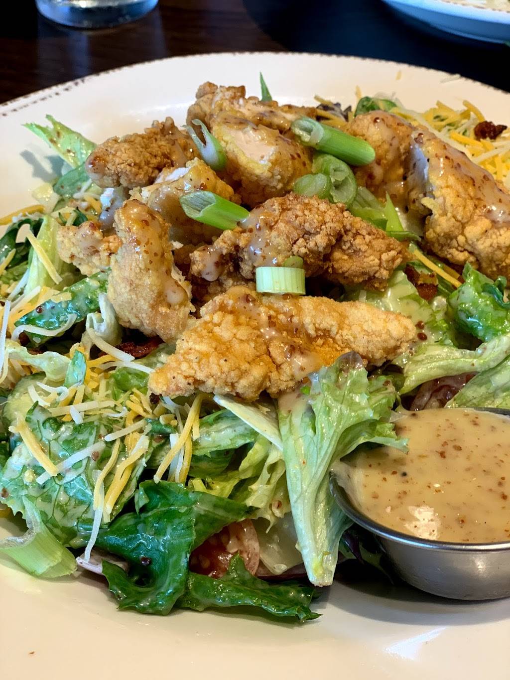 Red Heat Tavern | restaurant | 124 Medway Rd #1, Milford, MA 01757, USA | 7744625990 OR +1 774-462-5990