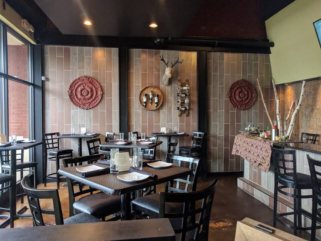 Seasons Innovative Bar & Grille | restaurant | 11605 Parkside Dr, Knoxville, TN 37934, USA | 8653921121 OR +1 865-392-1121