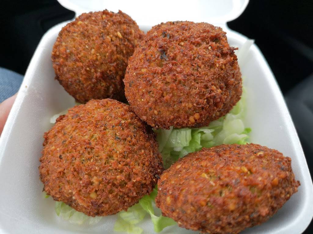 Osmows Airport Road | restaurant | 6795 Airport Rd A3, Mississauga, ON L4V 1E6, Canada | 9056788282 OR +1 905-678-8282