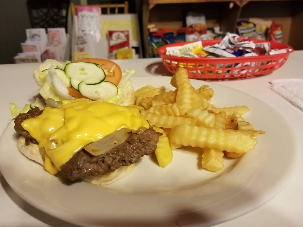 H & R Sweet Shop | restaurant | 102 Royall Ave, Mt Pleasant, SC 29464, USA | 8438842118 OR +1 843-884-2118