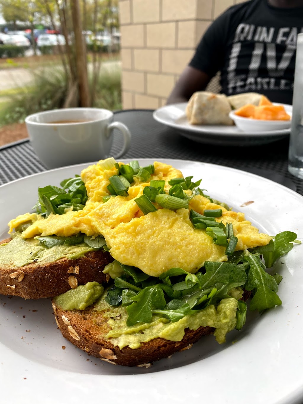 Grove Market Cafe | restaurant | 1370 Market St #1, Tallahassee, FL 32312, USA | 8508945060 OR +1 850-894-5060