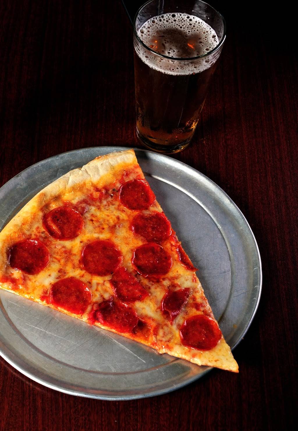 Alessios Restaurant & Pizzeria | restaurant | 3775 Windermere Pkwy, Cumming, GA 30041, USA | 6785132903 OR +1 678-513-2903