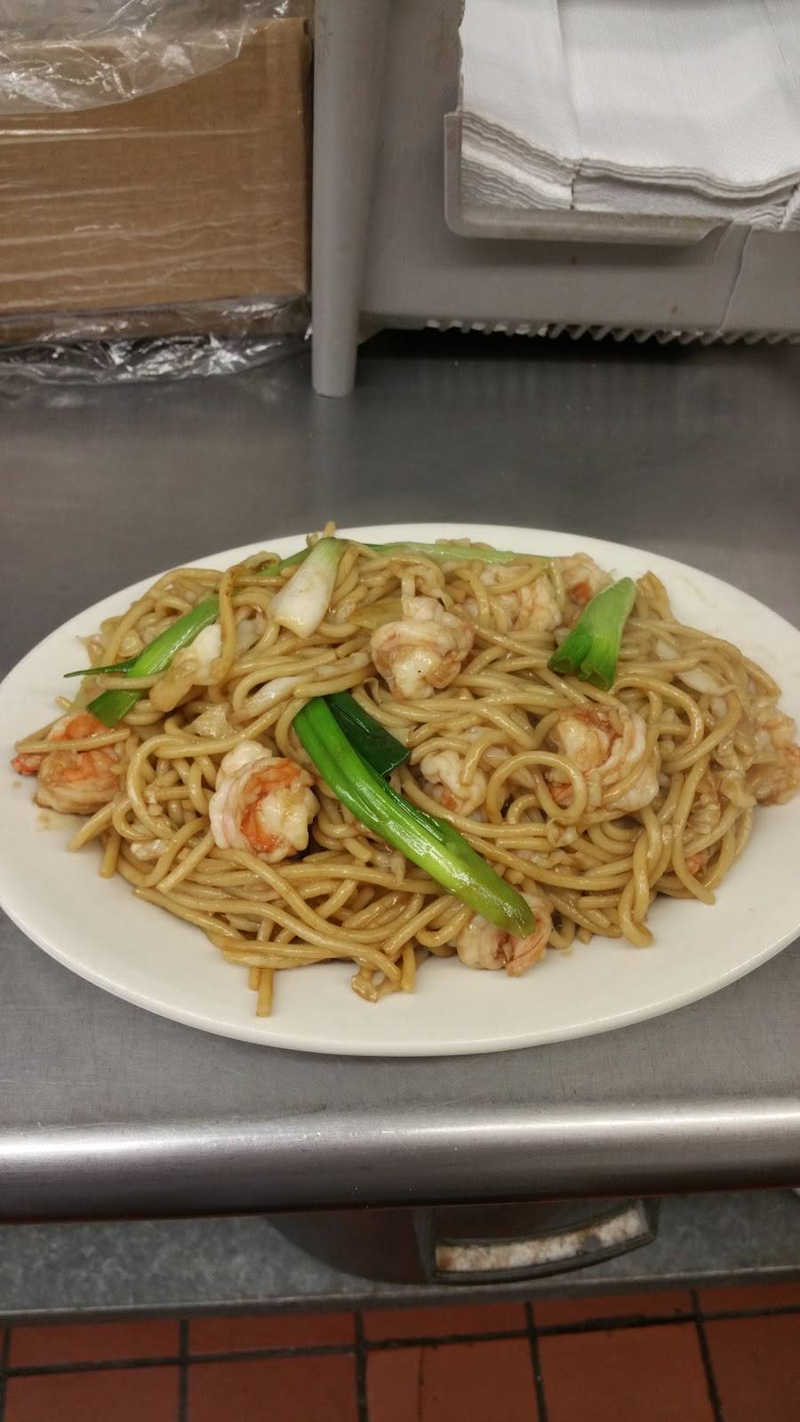 Great Wall | restaurant | 3033 S 84th St, Omaha, NE 68124, USA | 4023935377 OR +1 402-393-5377