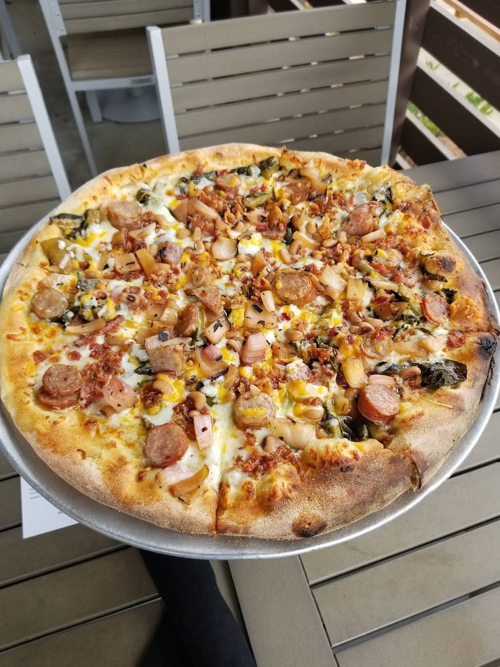 Slice Pizza & Brewhouse | restaurant | 3104 Timberlake Dr, Vestavia Hills, AL 35243, USA | 2055575423 OR +1 205-557-5423