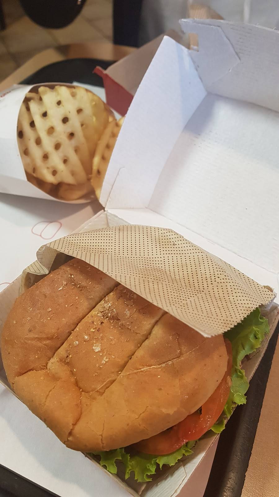 Chick-fil-A | restaurant | 2040 N Rose Ave, Oxnard, CA 93036, USA | 8059889232 OR +1 805-988-9232