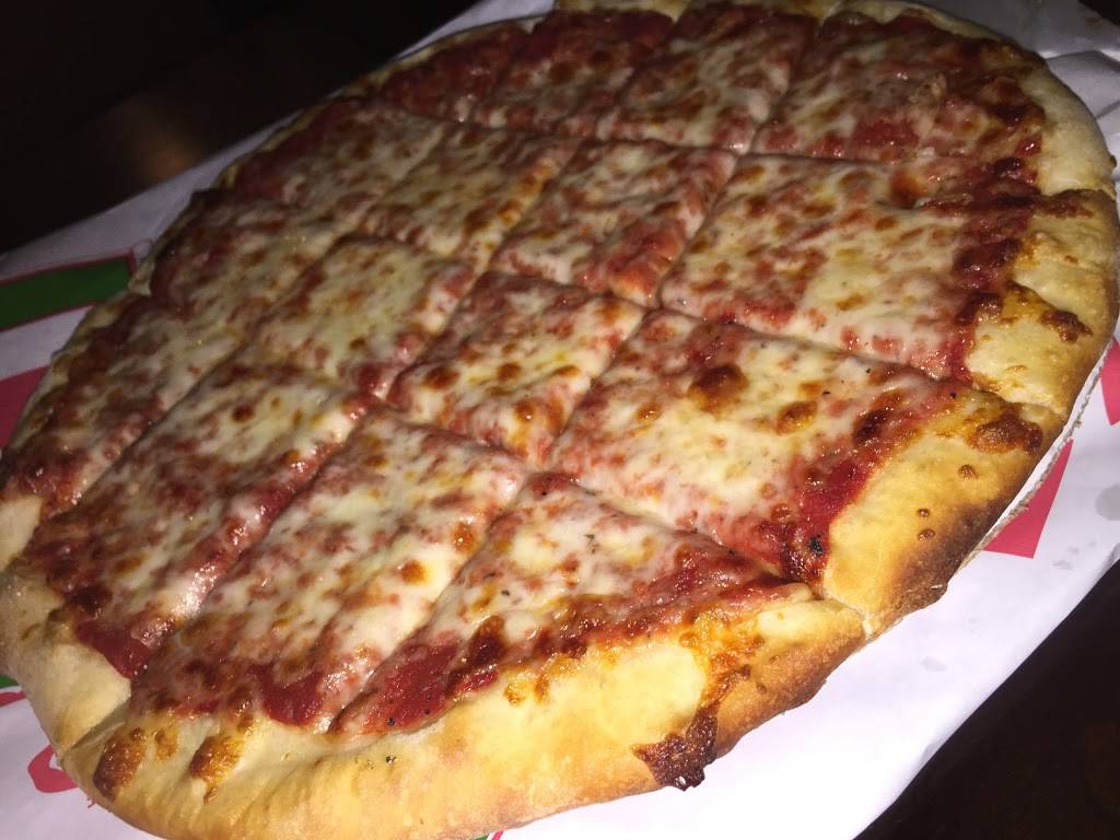 Squigis Pizza of Griffith | restaurant | 106 S Broad St, Griffith, IN 46319, USA | 2199246000 OR +1 219-924-6000