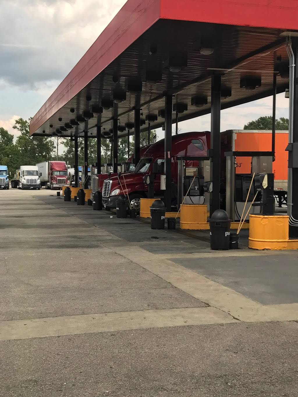 Subway | restaurant | 2015 W Lucas St, Florence, SC 29501, USA | 8436622673 OR +1 843-662-2673