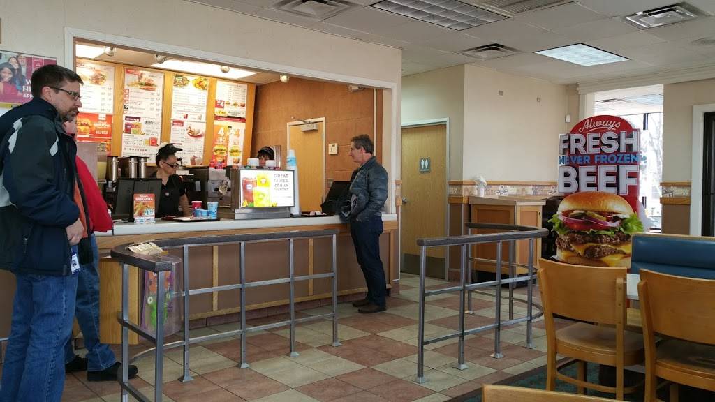 Wendys | restaurant | 2903 Kentucky Ave, Indianapolis, IN 46221, USA | 3172470498 OR +1 317-247-0498