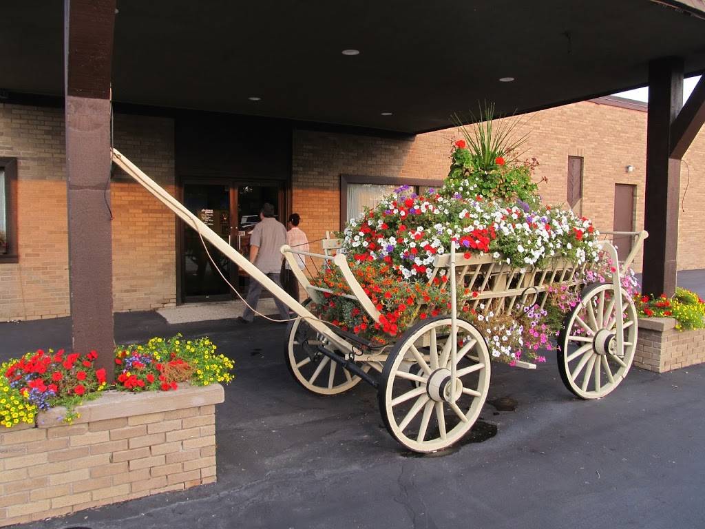 Hungarian Rhapsody Restaurant | restaurant | 14315 Northline Rd, Southgate, MI 48195, USA | 7342839622 OR +1 734-283-9622