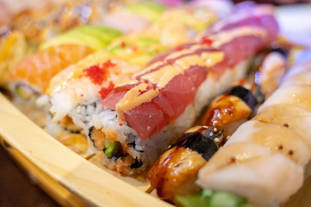 Sushi world | restaurant | 6251 McCormick Blvd, Chicago, IL 60659, USA | 7739777189 OR +1 773-977-7189