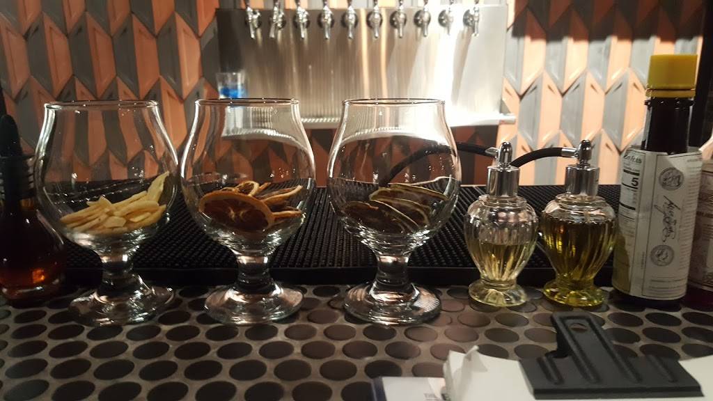 The Burrow at Augusta | restaurant | 2017 Augusta St, Greenville, SC 29605, USA | 8644128677 OR +1 864-412-8677