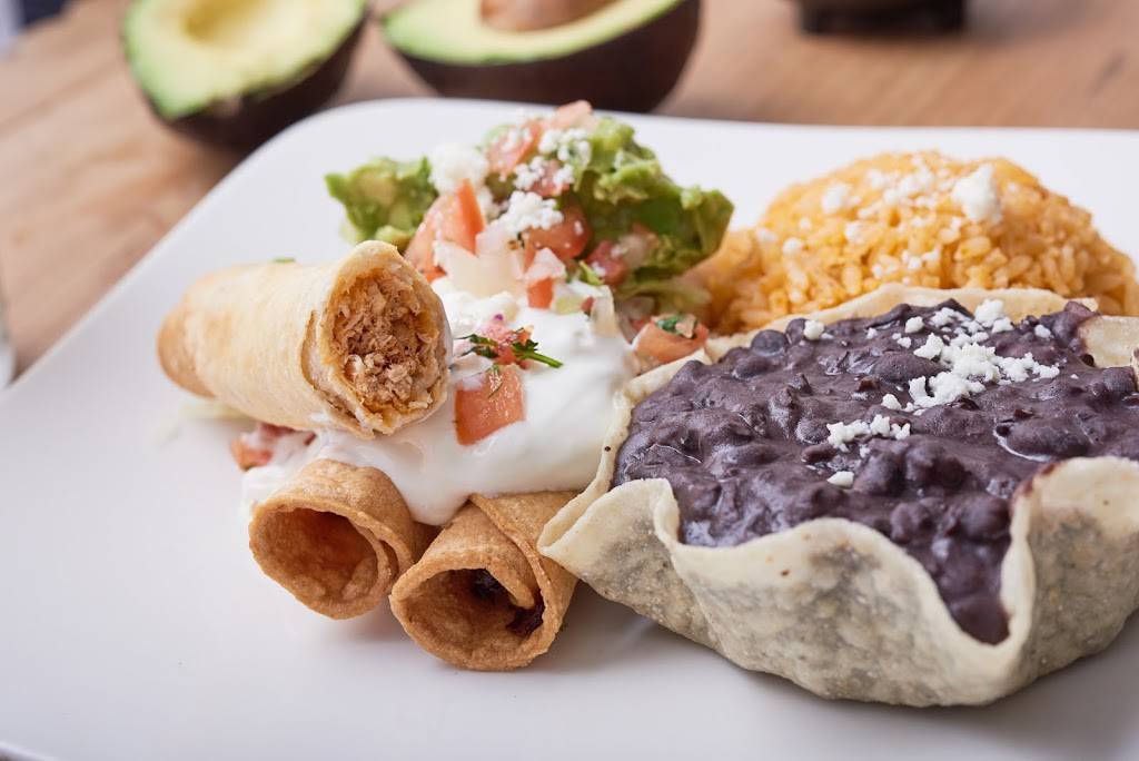 Los Arroyos | restaurant | 11503 Spring Mill Rd #100, Carmel, IN 46032, USA | 3178101747 OR +1 317-810-1747